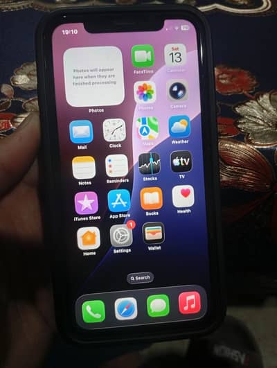 Apple iPhone 11