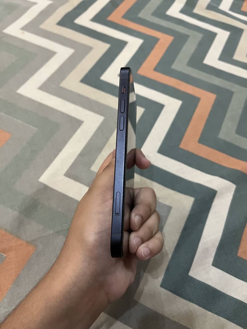 Apple iPhone 12 20