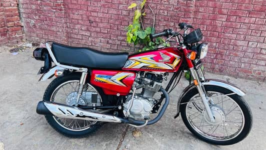 Honda CG 125 (2024/2025 Model) – Pristine Condition – Urgent Sale