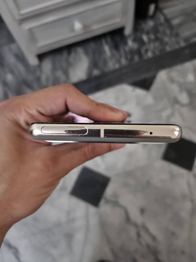 Google Pixel 7 Pro 4