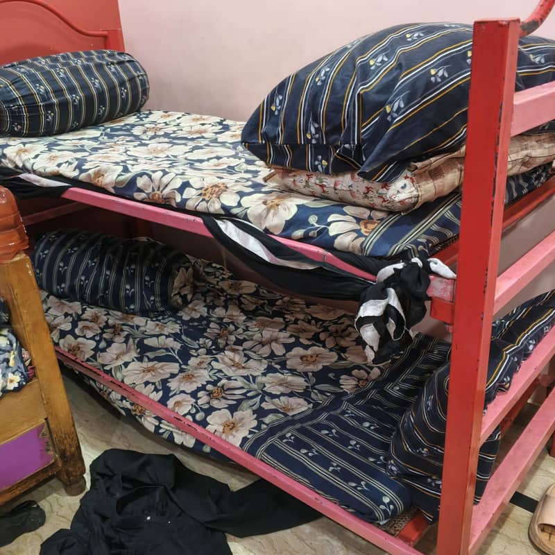 Double bed. 1