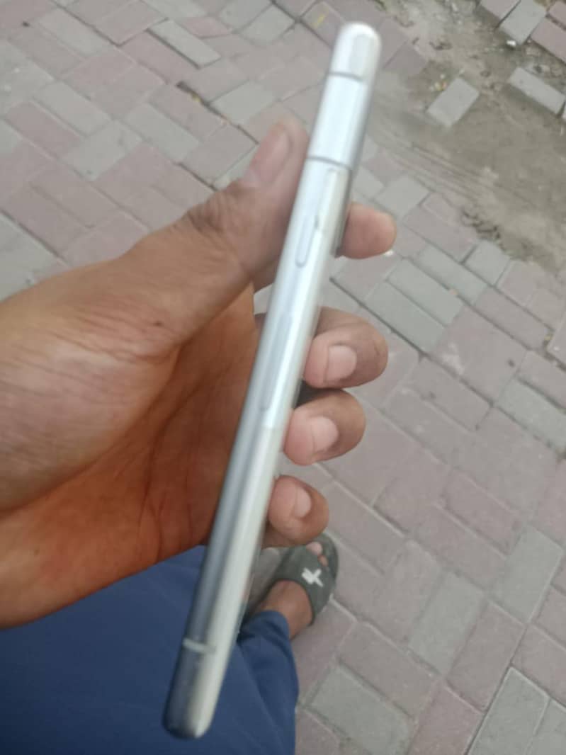 Google Pixel 7a 3