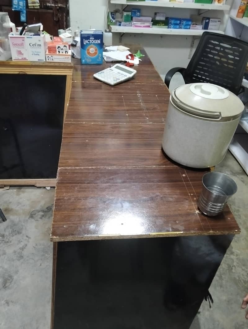 L shape counter 1