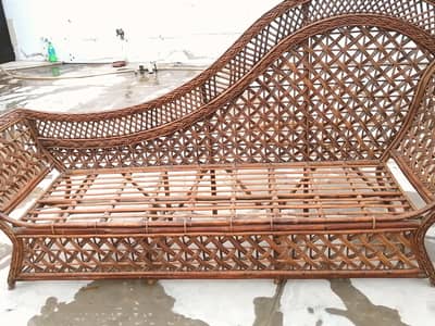 sethi / wooden sofa