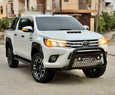 Toyota Hilux Revo-V 2017 3.0-D4D