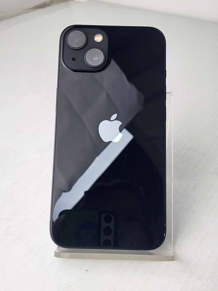 Apple iPhone 13 1