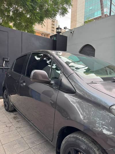 Toyota Vitz 2011 F Package