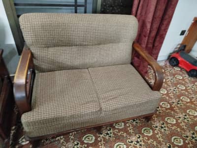 Used 7 Seater Sofa Set – Comfortable, Spacious & Well Maintained