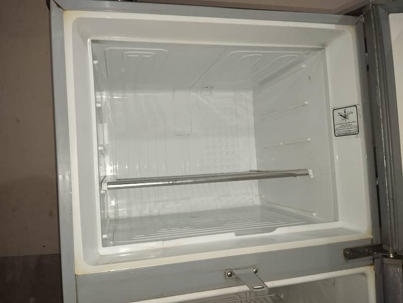 Refrigerator 4