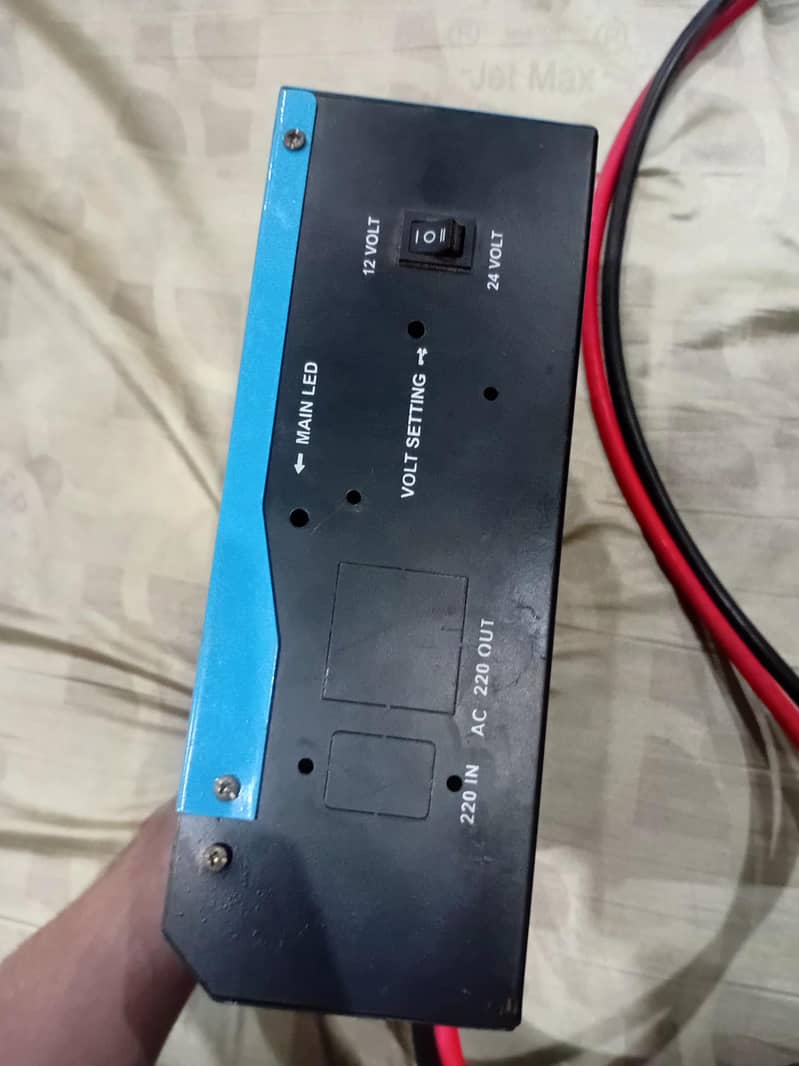 MPPT Solar Charge Controller 2
