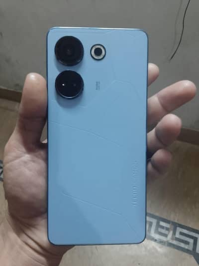 Tecno CAMON 20