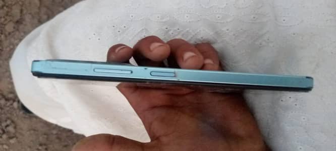 Infinix Smart 8 Pro