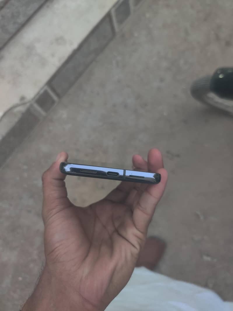 Google pixel 8pro 3