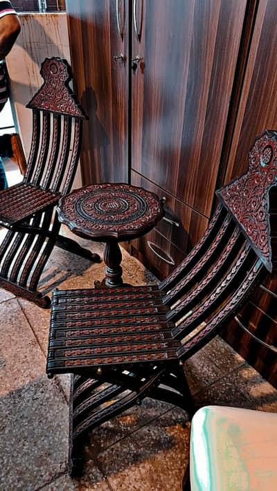 ORIGINAL WOOD CHAIRS WITH TABLE