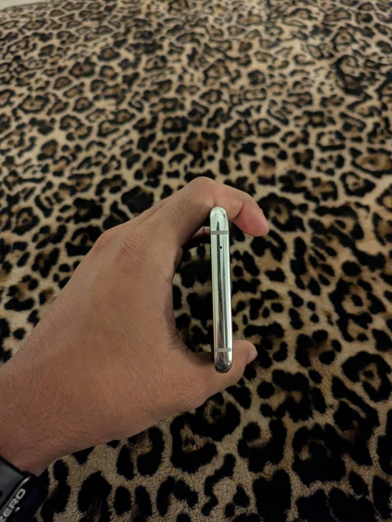 OnePlus 8 5
