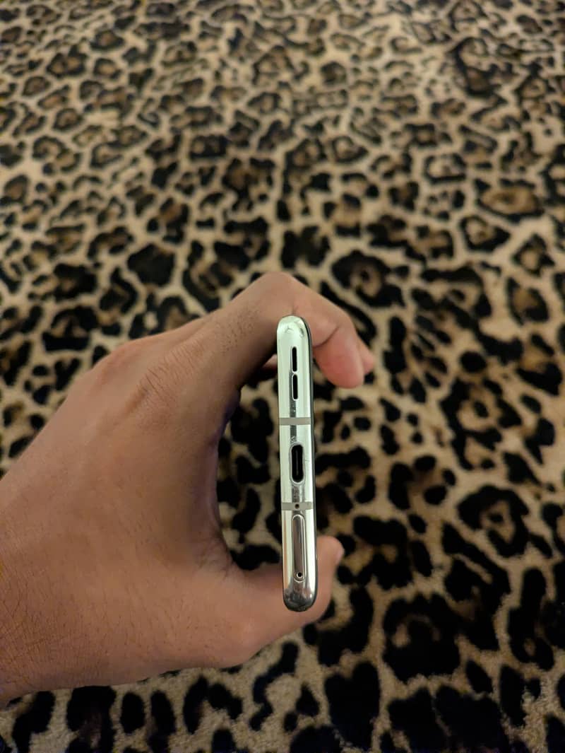 OnePlus 8 6