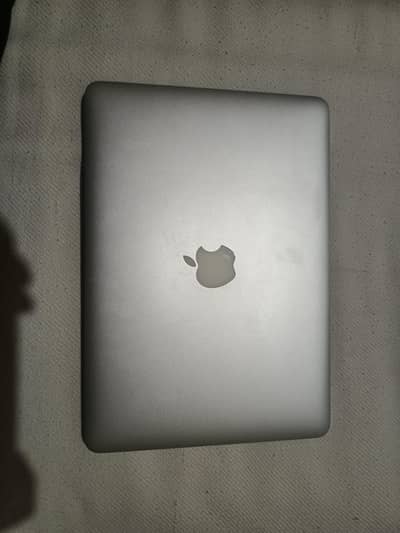 Macbook pro 2015 original condition