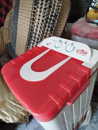 Spin dryer for sale like new condition