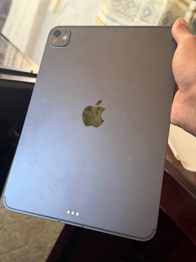 iPad pro 11 inch M5