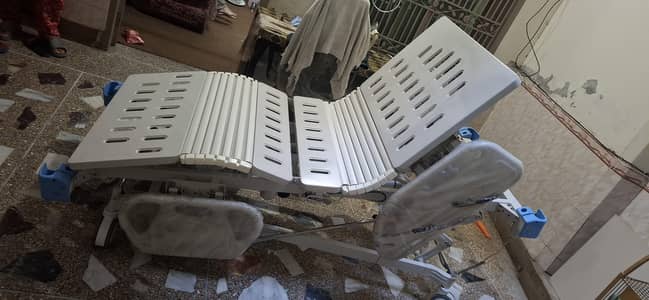 Medical Bed  New 8 functions