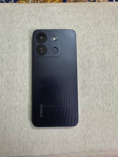 Infinix Smart 7 (4GB/64GB) - Official PTA Approved - 10/10 Condition