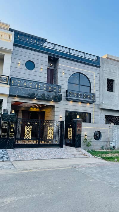 5 Marla Facing Park Ultra Modern Design House For Sale