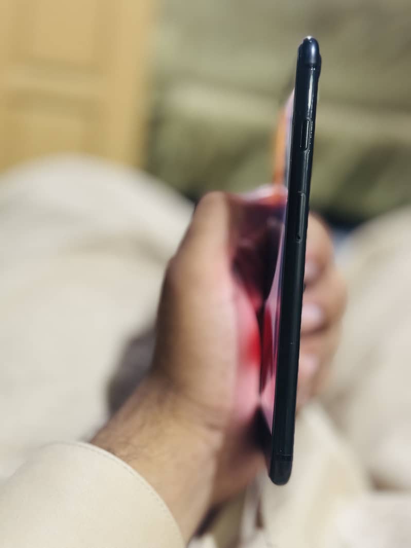 Apple iPhone 7 Plus 5