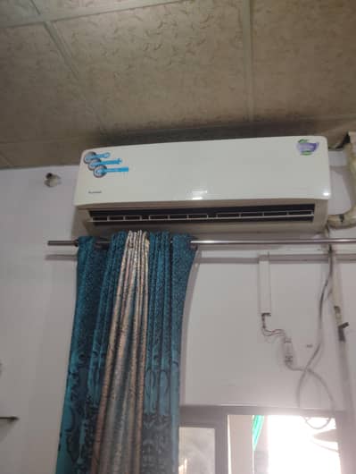 Electrolux 1.5t inverter ok chlta he
