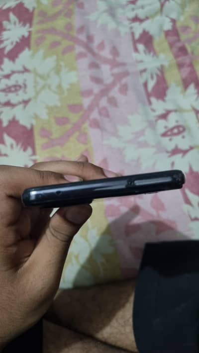Samsung Mobile A52
