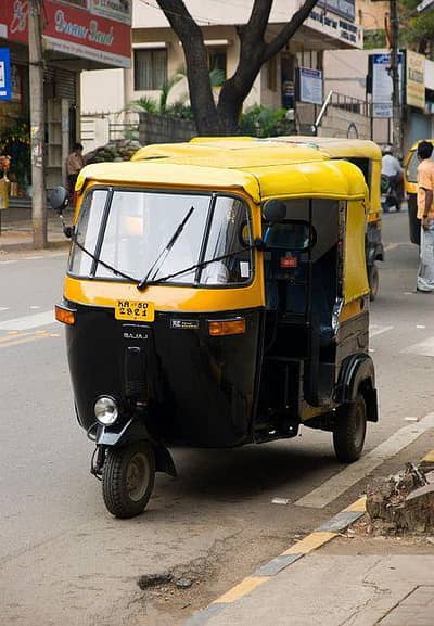Faisalabad main rikshno ka lia drivers ki zarorat