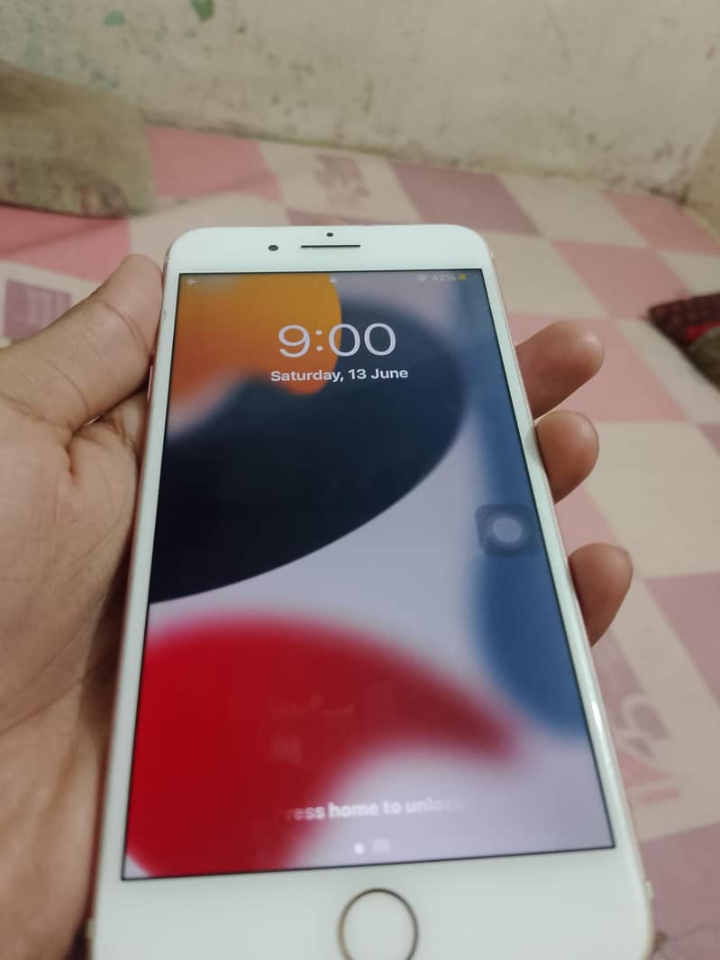 Apple iPhone 7 Plus 2