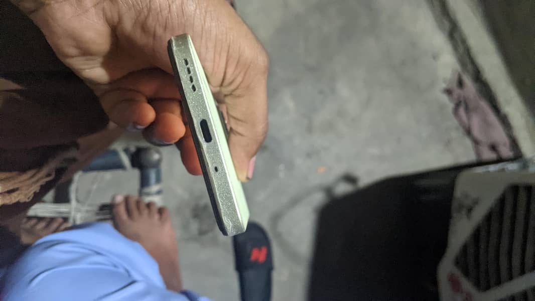 Realme C75 5