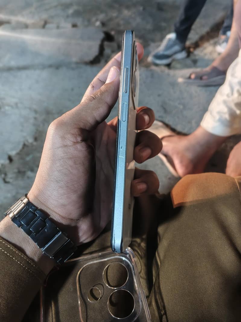 OPPO A3 4