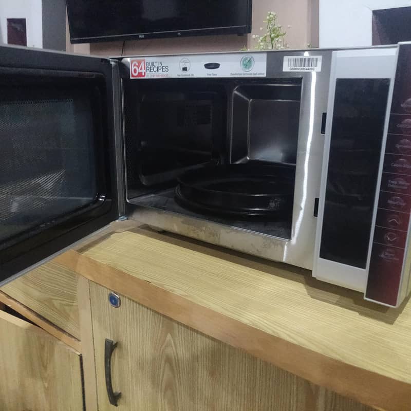 Dawlance microwave 7