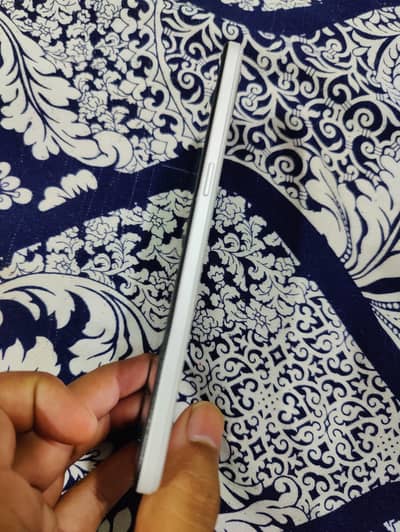 OPPO A73
