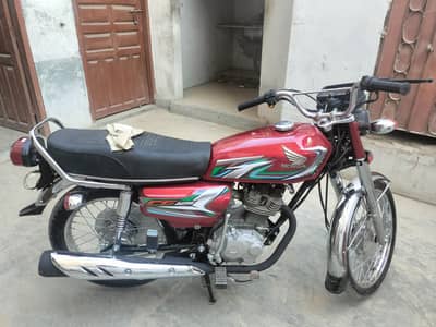 Honda 125 Model 23 Karachi number 0314/2260991