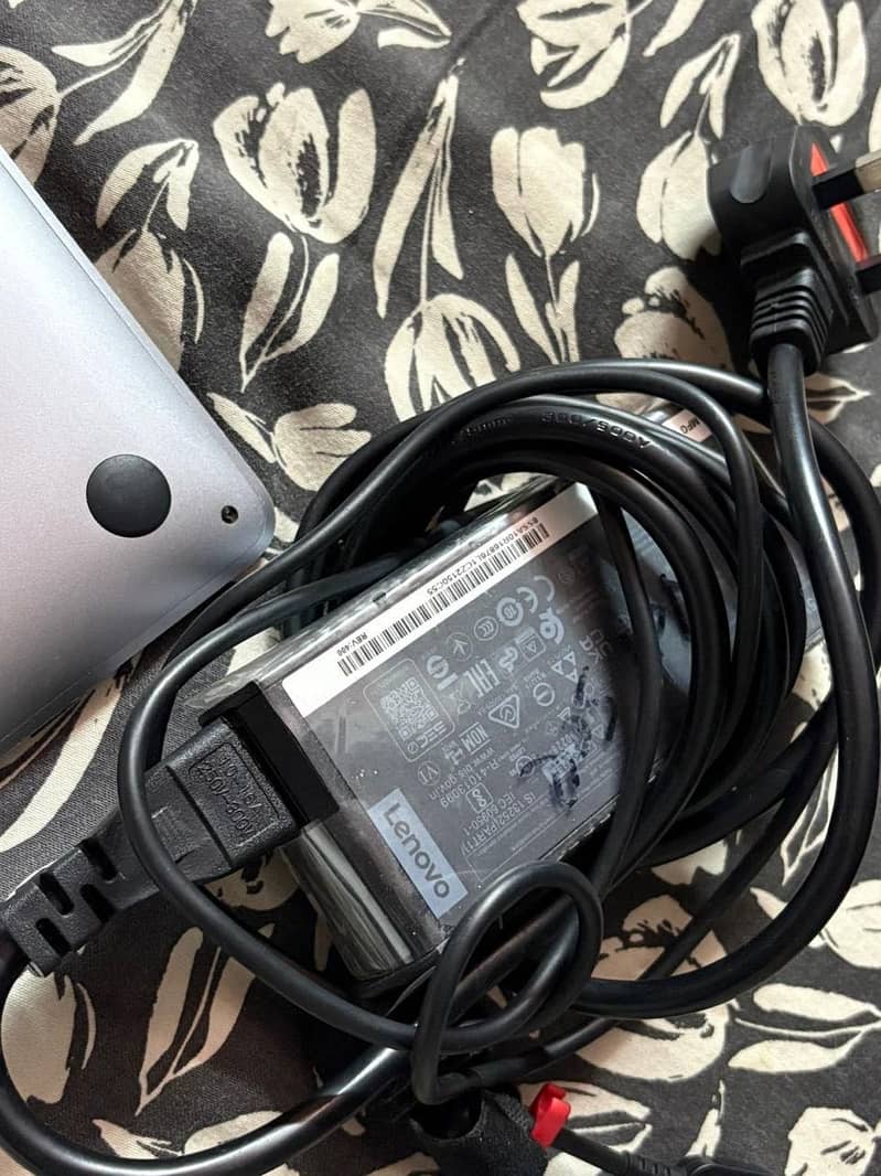 MacBook Air (m1 2020) 3
