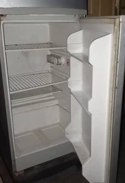 Urgent sale refrigerator //What’s up 03557500938