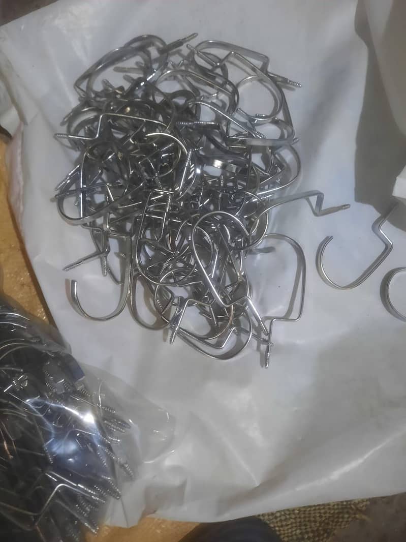 Hangers 6