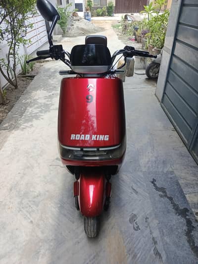 good condition scooty road king