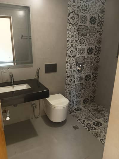 G-11/3 FGEHA C-Type 2nd Floor Flat For Rent Fully Renovated