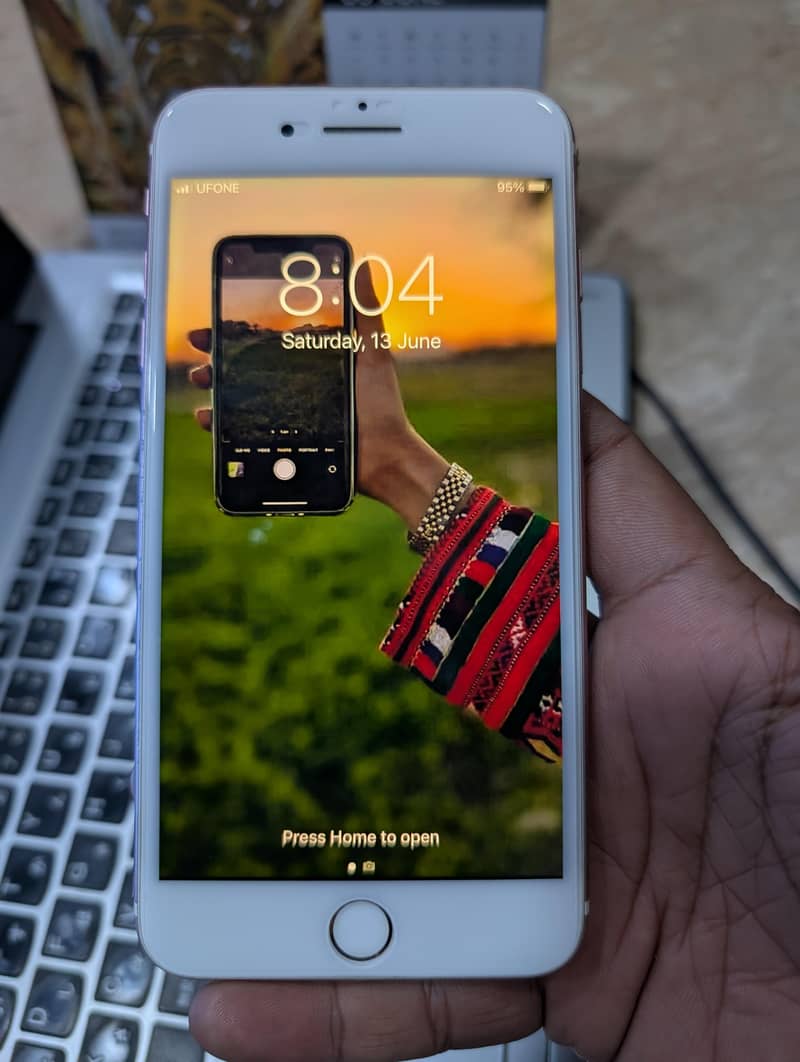 Apple iPhone 7 Plus 3