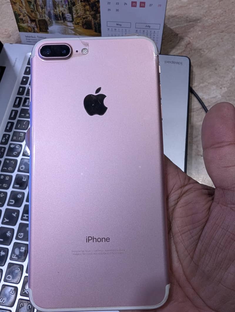 Apple iPhone 7 Plus 4