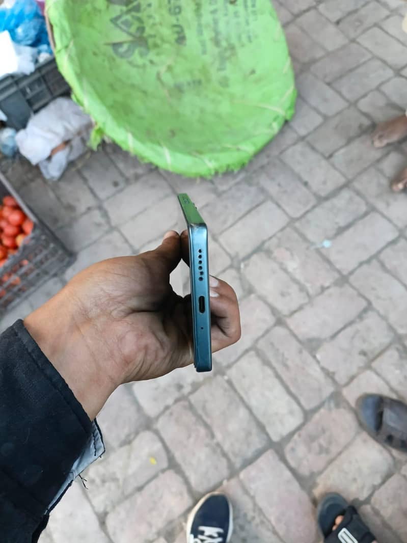 Xiaomi Redmi Note 13 Pro 4