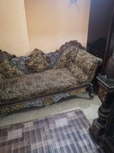 3 SEATER SOFA FOR SALE