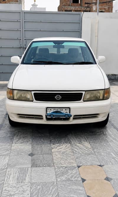 Nissan Sunny 1993