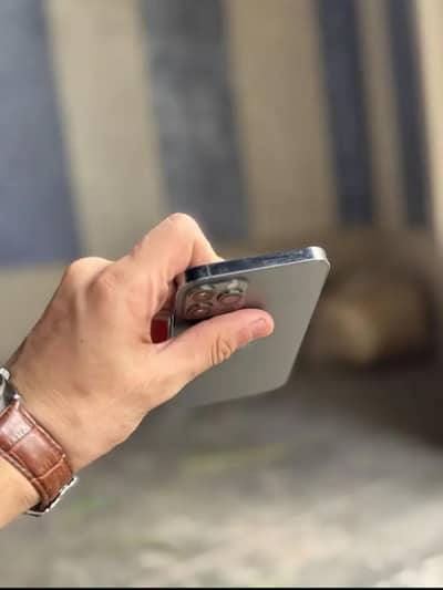 i phone 12 pro exchange possible