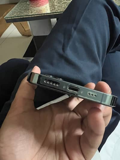 Apple iPhone 13 Pro