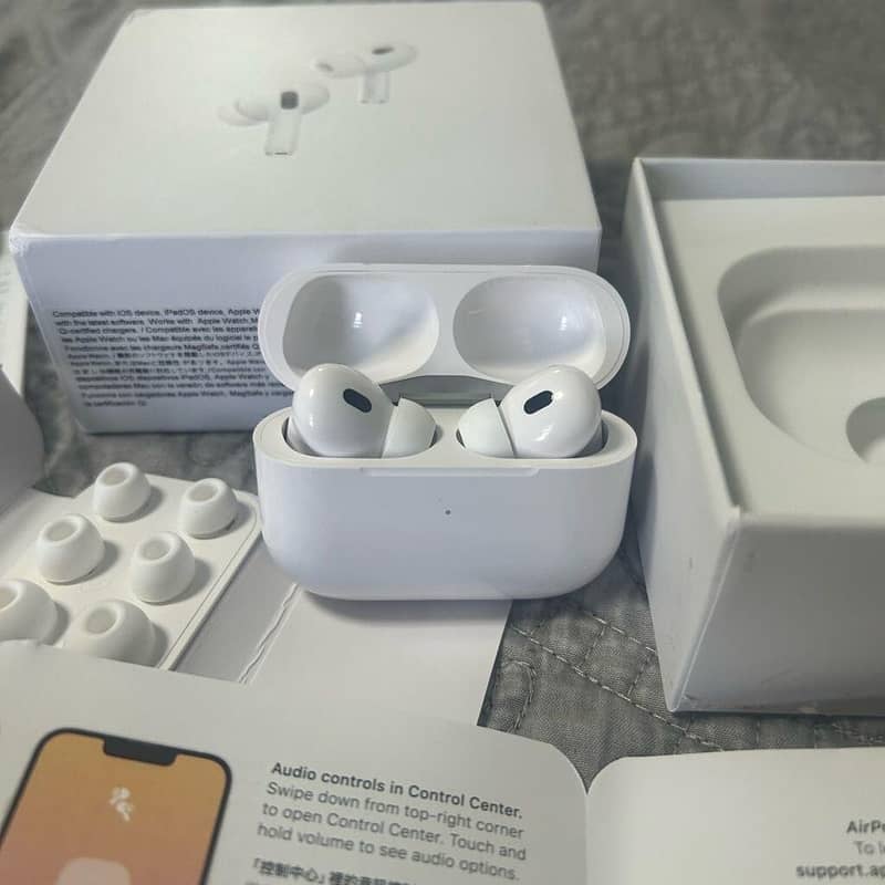 Earbuds 3
