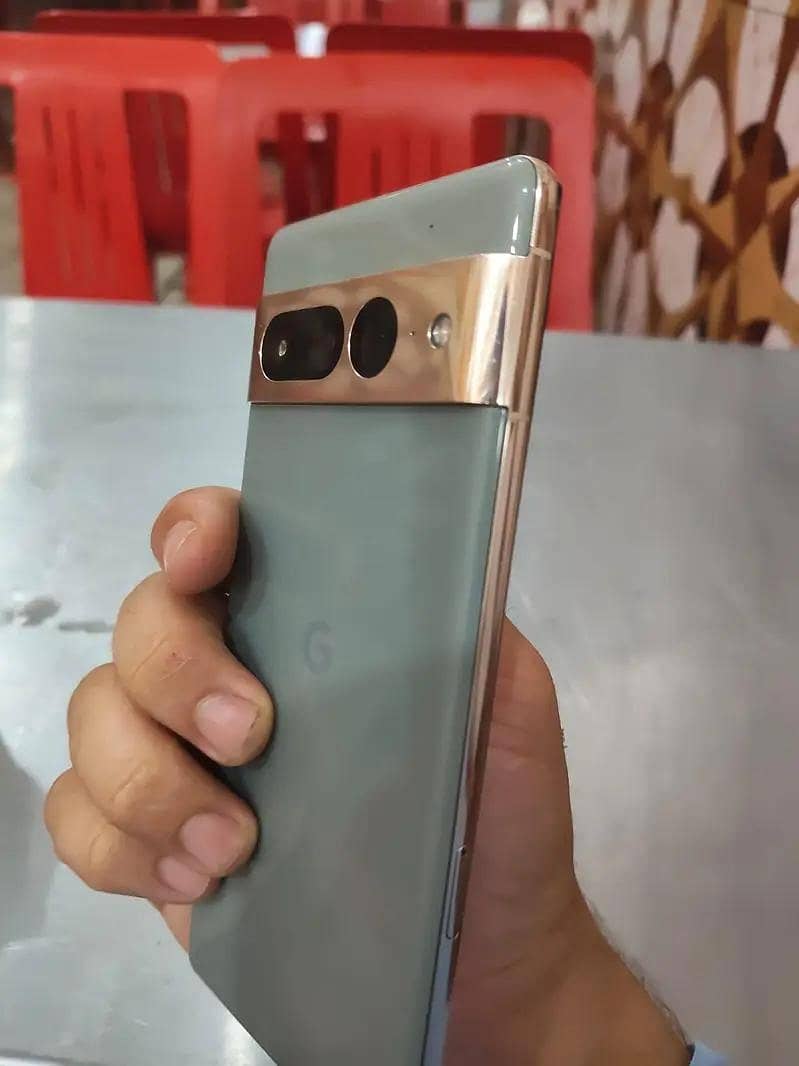 Google Pixel 7 Pro 4